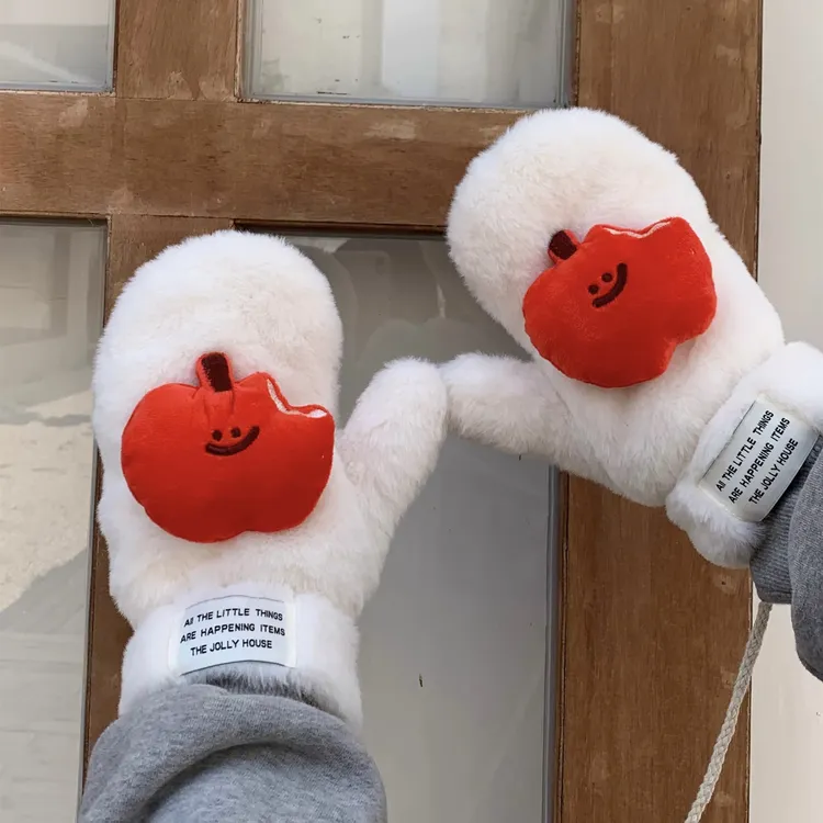 可爱红苹果毛绒手套女新款秋冬季骑行保暖加绒防风挂脖连指手套