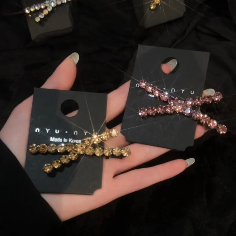 韩国轻奢气质交叉韩系发夹一字鸭嘴夹超闪美女子侧边夹