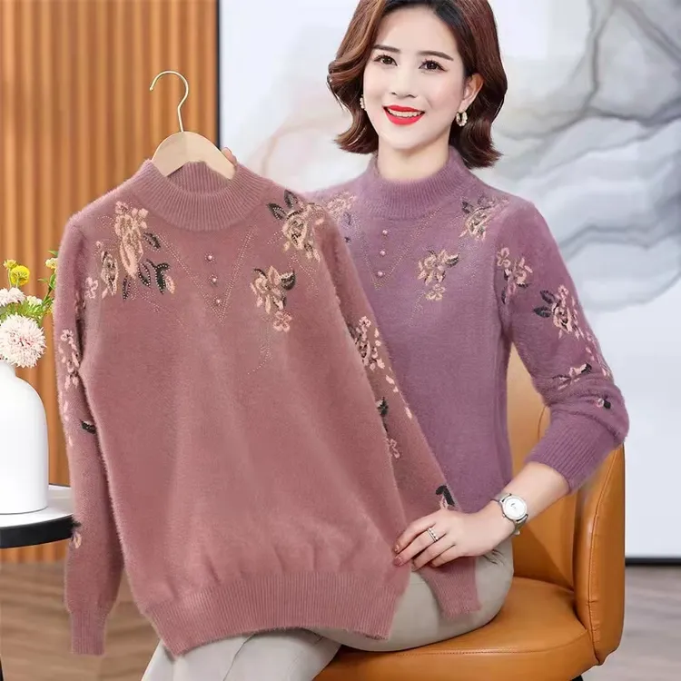 妈妈毛衣女保暖加厚老年人保暖内搭上衣中年女秋冬装水貂绒打底衫