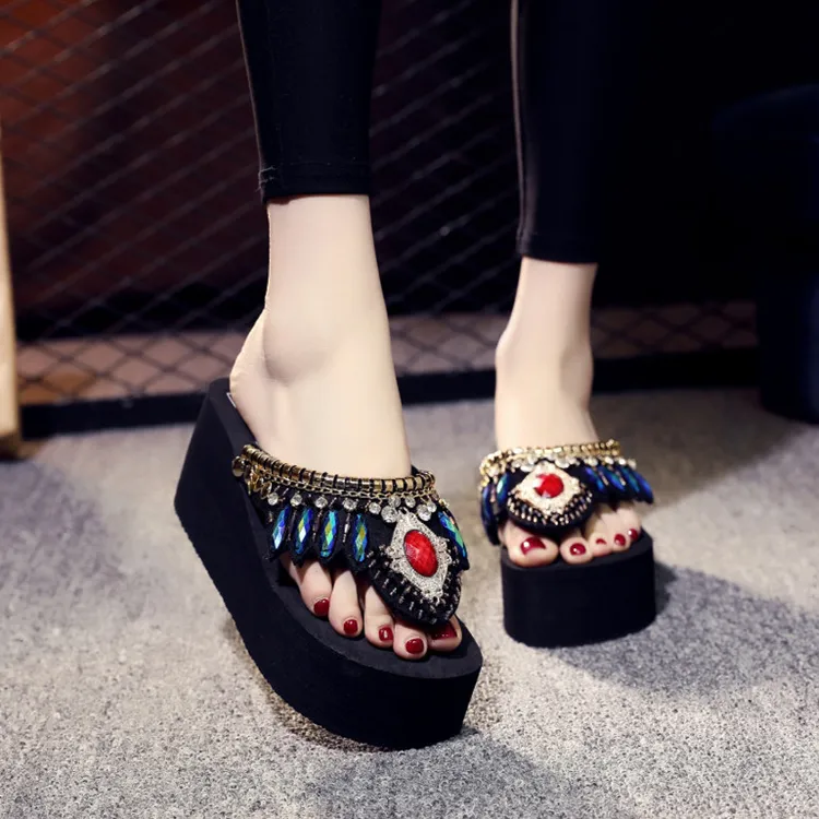 夏季新款女士拖鞋厚底高跟人字拖时尚民族风凉拖增高百搭度假外穿