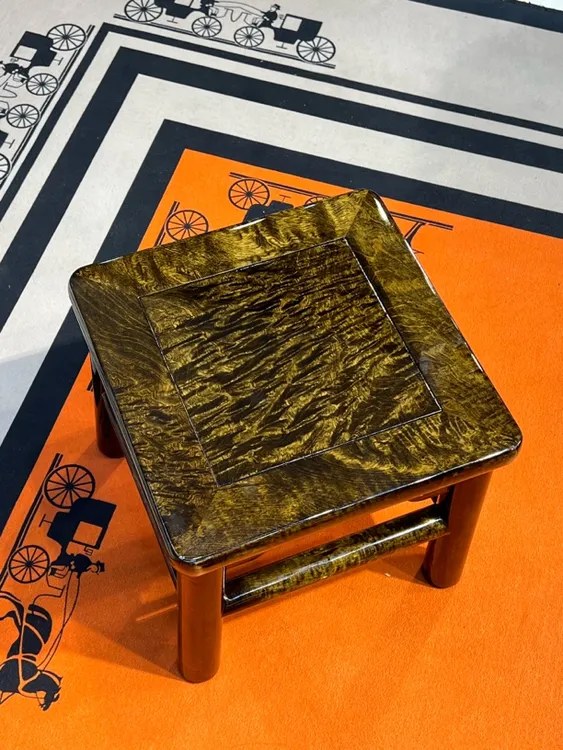 阴沉金丝楠木满纹四方凳红木凳子