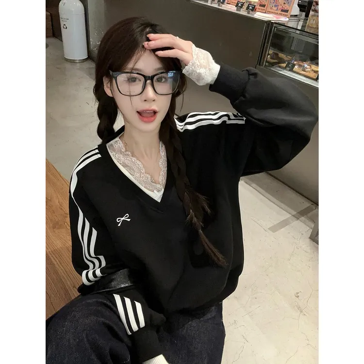 精致潮流黑色卫衣女春季新款外套美式v领无帽宽松设计感长袖上衣