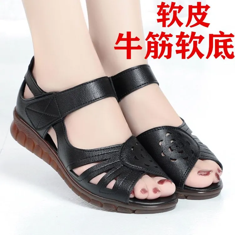 软皮妈妈凉鞋女2025新款平底老人奶奶鞋牛筋软底中老年女鞋防滑