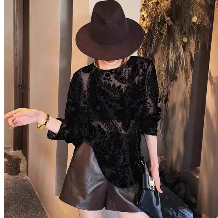 8851植绒新款龙纹圆领欧货春秋款打底衫女气质小众高级感丝绒上衣