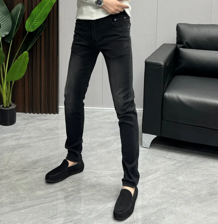 商务韩版男牛仔裤子潮流牛仔裤男士休闲裤百搭紧身黑色小脚裤