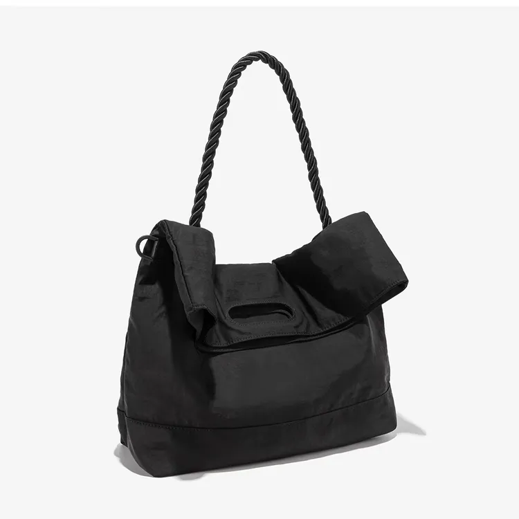 简约托特包    包包女斜挎包大容量2025新款时尚百搭通勤尼龙包