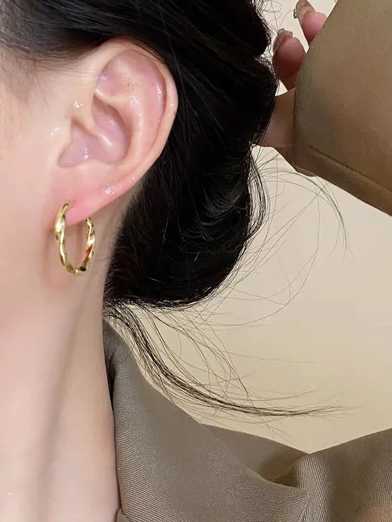 合金亚克力耳饰 轻奢高级感不规则圈圈耳环女港风复古小众设计感