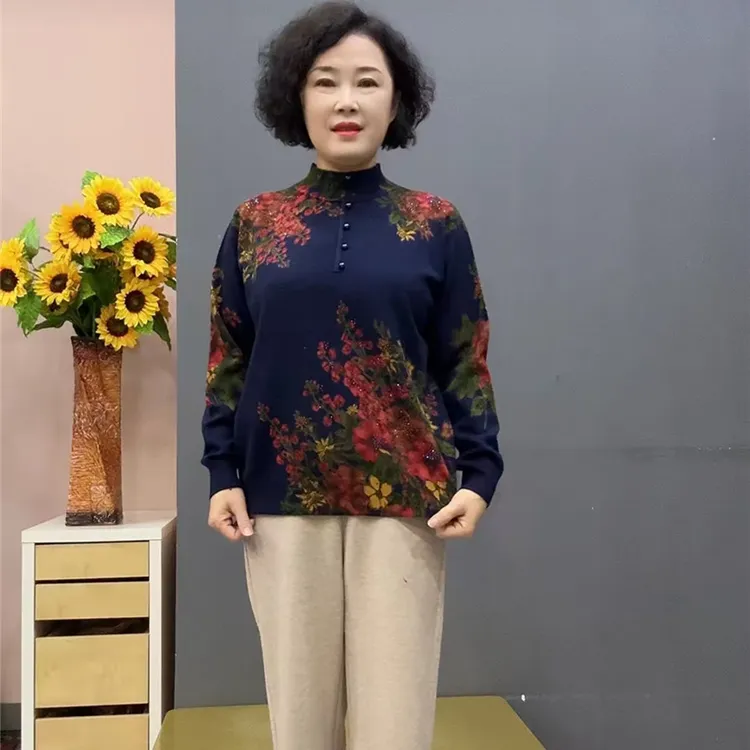妈妈半高领印花保暖针织衫上衣中老年秋冬宽松新款毛衣打底衫内搭