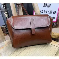 女士包包时尚休闲百搭真皮牛皮单肩肩包时尚休闲百搭真皮棕色简约