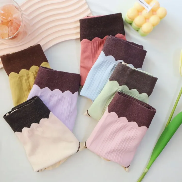 麦蝶秀高腰无痕宽松大码时尚亲肤柔软透气女士内裤七条装