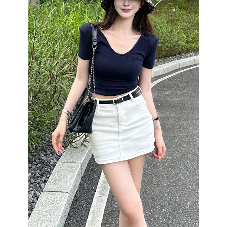 高级白色牛仔半身裙女2025年秋季新款百搭高腰显瘦防走光a字短裙