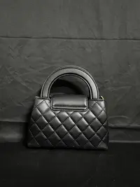 LQ-WITH-QUEEN真皮女包小手提10429黑色