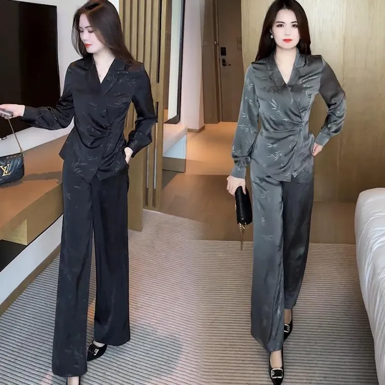 时尚套装女2024秋季新款洋气显瘦西装领上衣阔腿裤休闲减龄两件套
