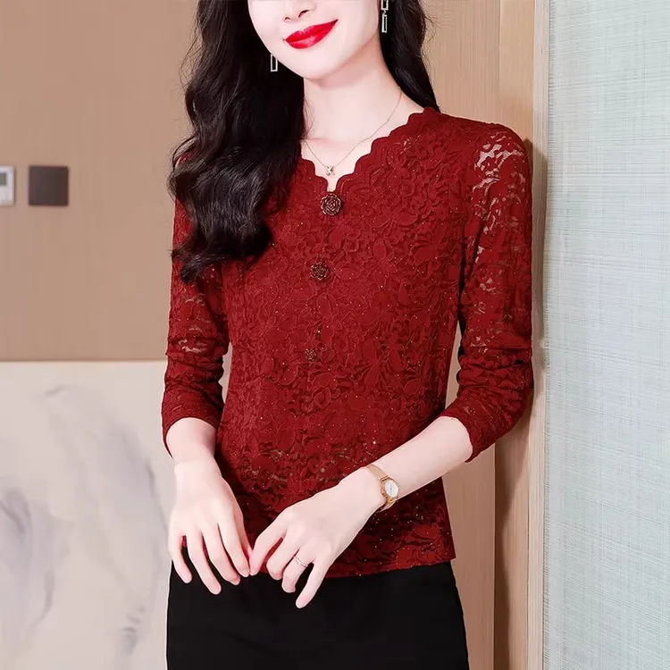 高级感红色蕾丝上衣内搭打底衫女秋冬新款妈妈v领长袖t恤洋气小衫