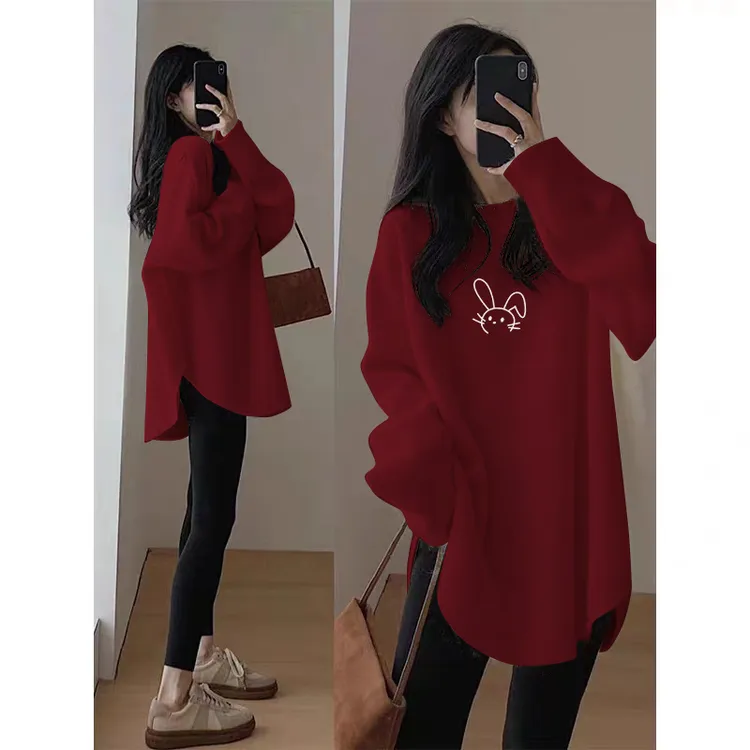 2025新年配鲨鱼裤的上衣秋冬季中长款长袖t恤女德绒红色打底衫ins