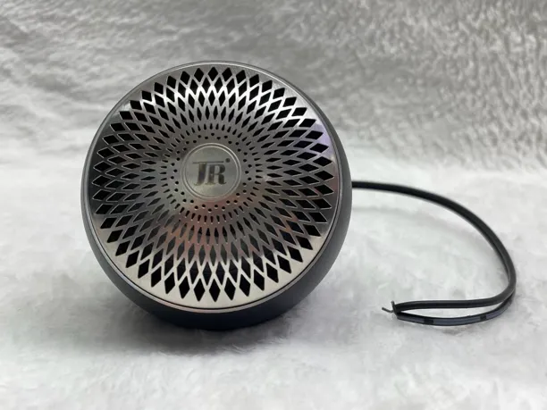 99新  99成新二手美国捷克M30中音喇叭