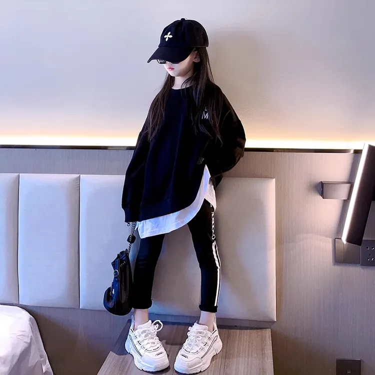 女童卫衣春秋中大童时髦洋气宽松秋装2025新款炸街儿童网红上衣潮