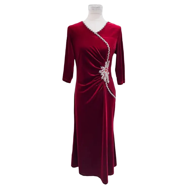 红色金丝绒烫钻晚宴服长裙连衣裙