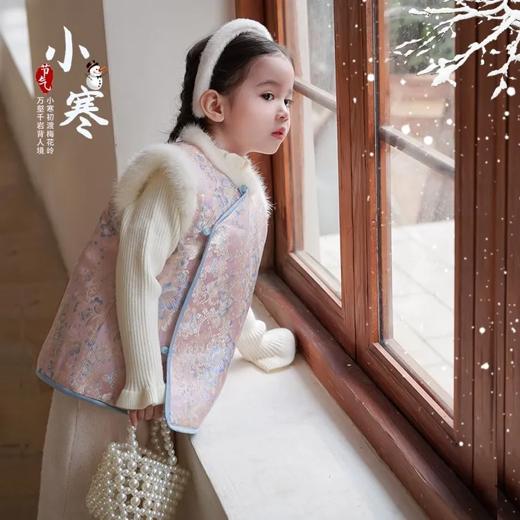 AnnieGirl织锦缎冬季新款水貂毛年服马甲女童提花气质夹棉唐装