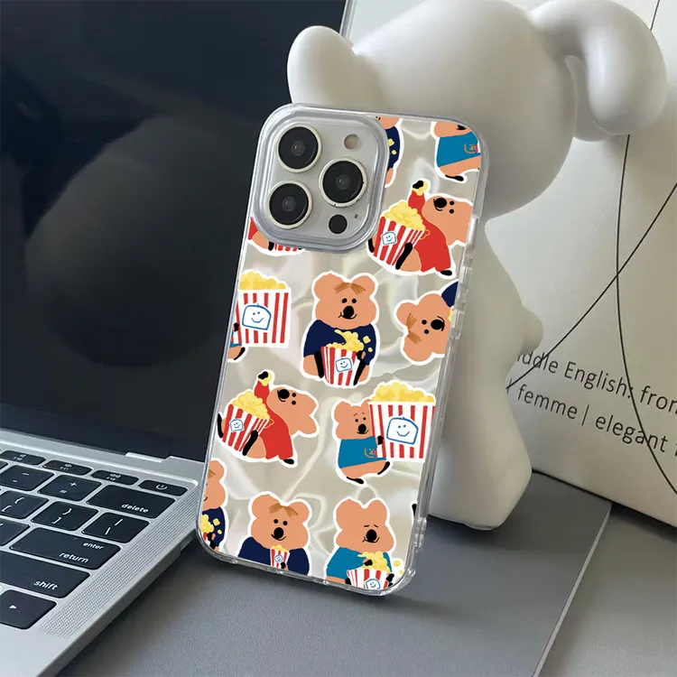 适用苹果16/15/14/13pro手机壳水波纹卡通小熊羽纱防摔12全包软壳