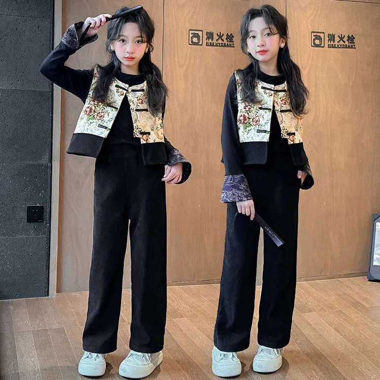 女童春装2025新款黑色女大儿童春季时髦古风马甲套装阔腿裤三件套