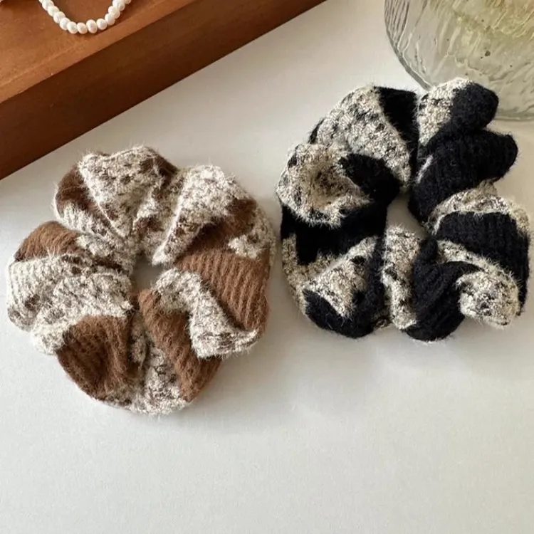 秋上秋季穿新搭秋冬文艺复古毛绒发圈女气质优雅编织大肠圈发圈