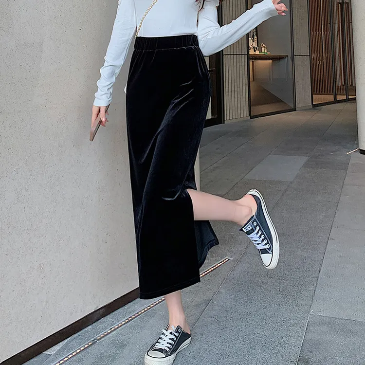 金丝绒半身裙黑色直筒侧开叉长裙23春秋显瘦高腰复古中长款包臀裙