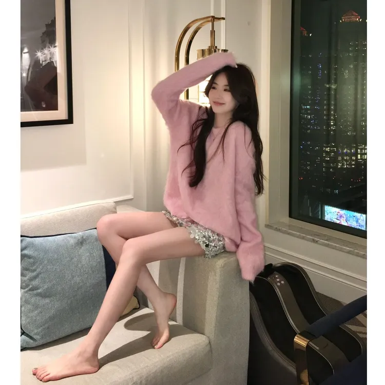 今年流行的漂亮裙女秋冬新款慵懒风毛衣亮片半身裙时尚网红包臀裙