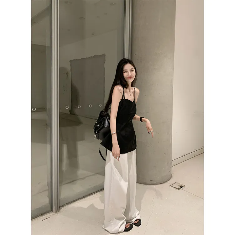 高级设计感纯欲性感辣妹黑色百搭吊带背心上衣高腰直筒松弛感长裤