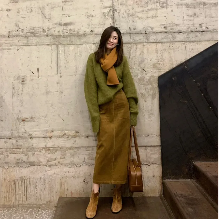 【深春季装】复古绿色毛衣上衣女慵懒风时尚韩版穿搭包臀气质半身裙