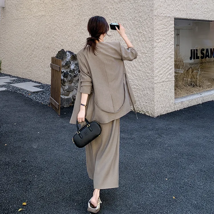 Benview西装套装裙女2024秋季新款休闲高级感吊带连衣裙子两件套