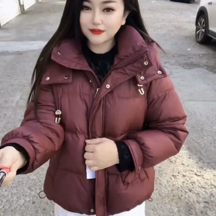 高端羽绒服冬季女2025新款时尚洋气加厚保暖连帽白鸭绒面包服外套