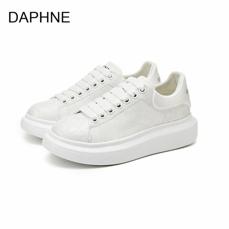 Daphne/达芙妮2026爆款新中式提花刺绣透气小白鞋ins潮流增高女鞋商品图
