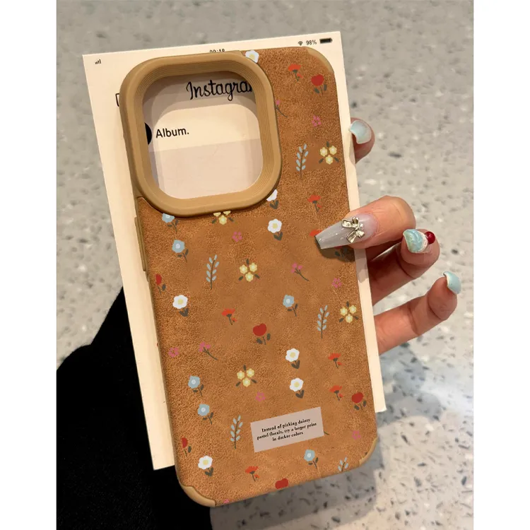 BANCA复古秋冬碎花翻毛皮适用苹果16/15promax手机壳iPhone13软12