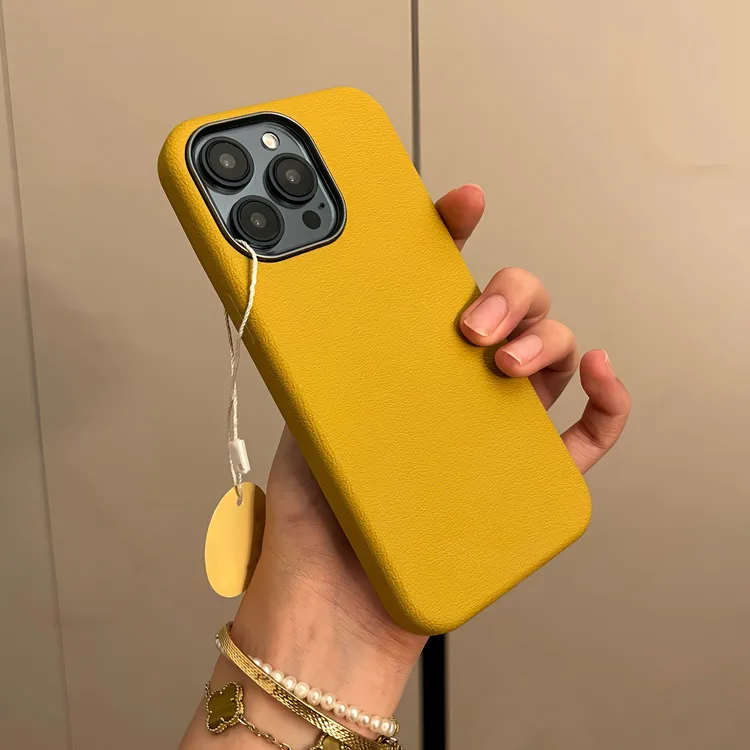 BANCA姜黄色皮纹金属框适用iPhone17promax苹果16手机壳15防摔14