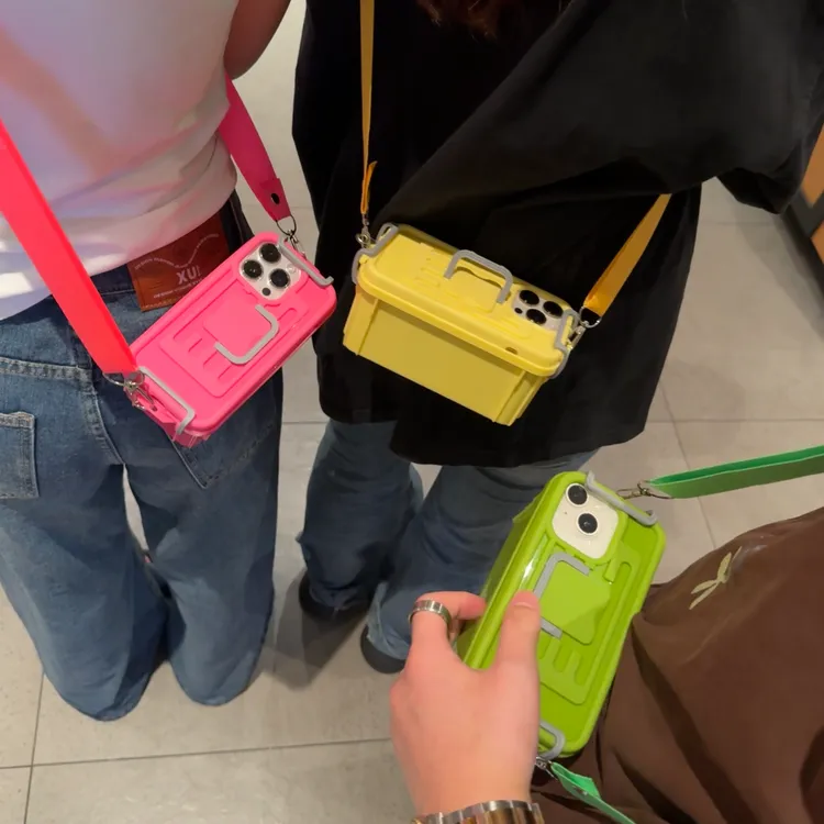 BANCA收纳盒创意挂绳适用苹果14/15/16promax多色手机壳iphone13/