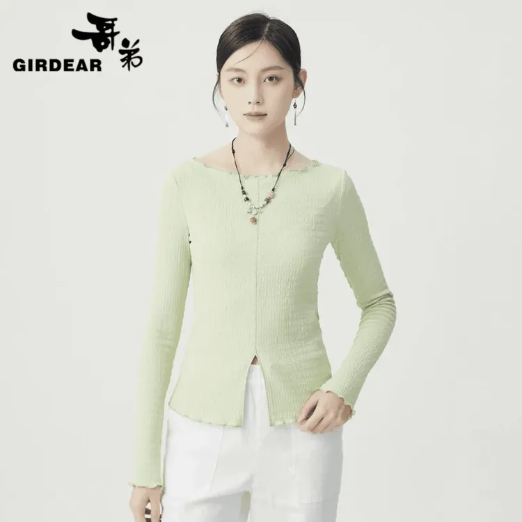 GIRDEAR/哥弟新款压褶前开叉木耳边长袖一字领显瘦修身T恤1300979