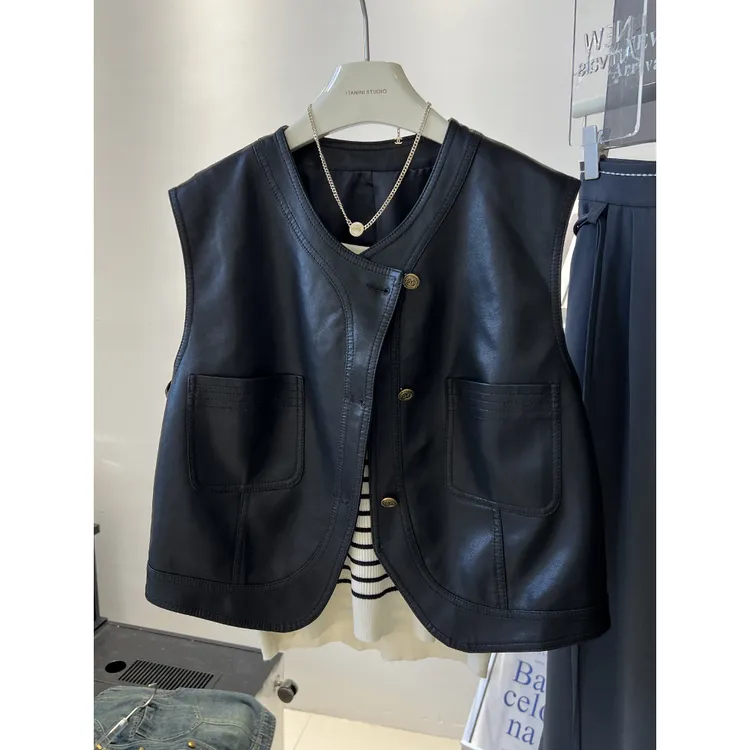 pu皮马甲女短款秋装流行新款韩系穿搭机车服无袖背心马夹外套上衣