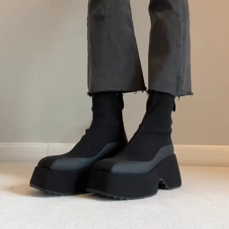 小个子厚底增高马丁靴女松糕瘦瘦靴秋冬新款超高跟莱卡坡跟短靴女