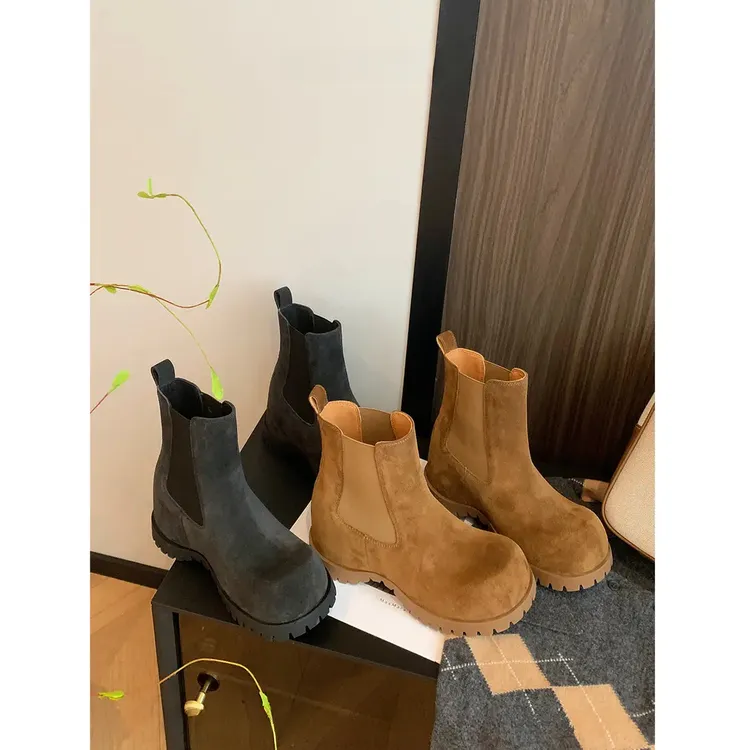 2024新款复古厚底增高雅丹风厚底百搭真皮休闲切尔西烟筒靴女短靴