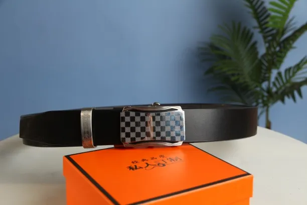 意大利植揉头层牛皮，男士腰带，不锈钢扣头时尚黑色双面经典男款