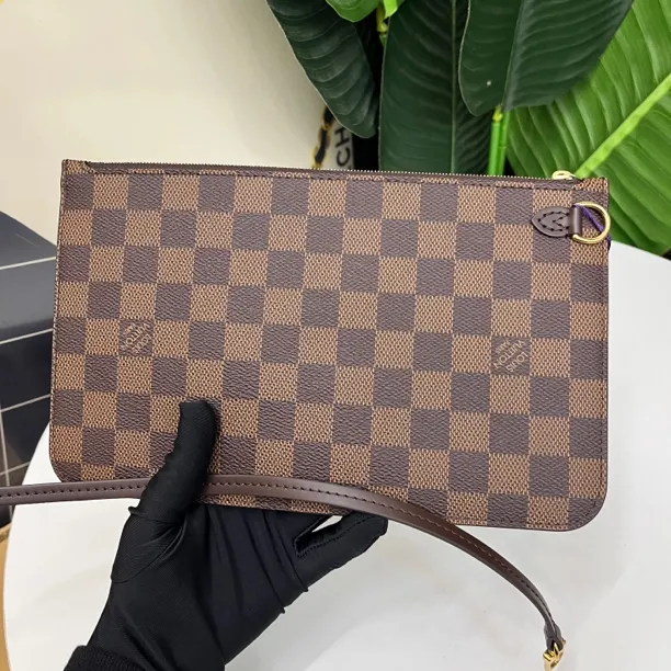 99新 LouisVuitton/路易威登 棋盘格nf中号子包手拿斜挎包