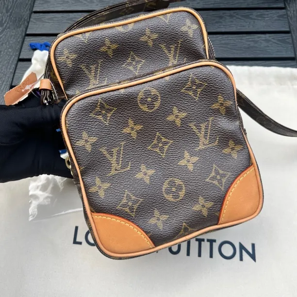 95新 LouisVuitton/路易威登 竖版双层小号相机包斜跨植糅换新