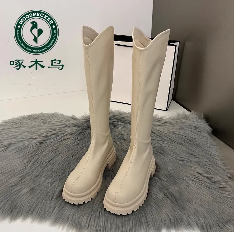 啄木鸟白色厚底长筒靴女2025新款秋冬加绒v口高筒靴潮女靴长筒靴