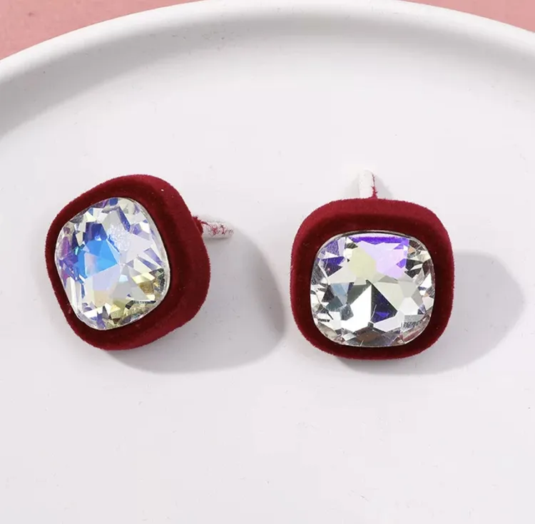 铜合金耳饰 红色丝绒几何水晶新款爆款S925银针气质复古耳饰轻奢