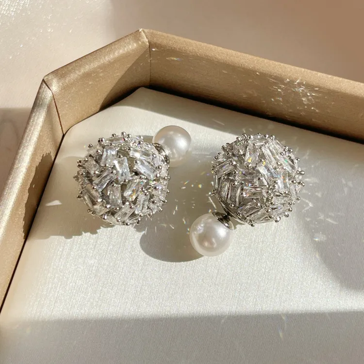 铜合金仿珍珠耳饰 白色手工轻奢时尚气质小众精致法式百搭奢华女