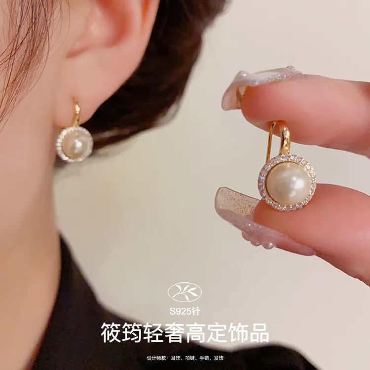 铜合金仿珍珠耳饰 【XJ•QS】高级感轻奢小众复古耳钩小巧百搭耳环