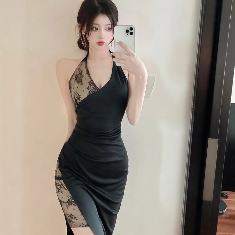 女神范裙子2023法式性感气质心机显瘦蕾丝拼接开衩露背修身连衣裙