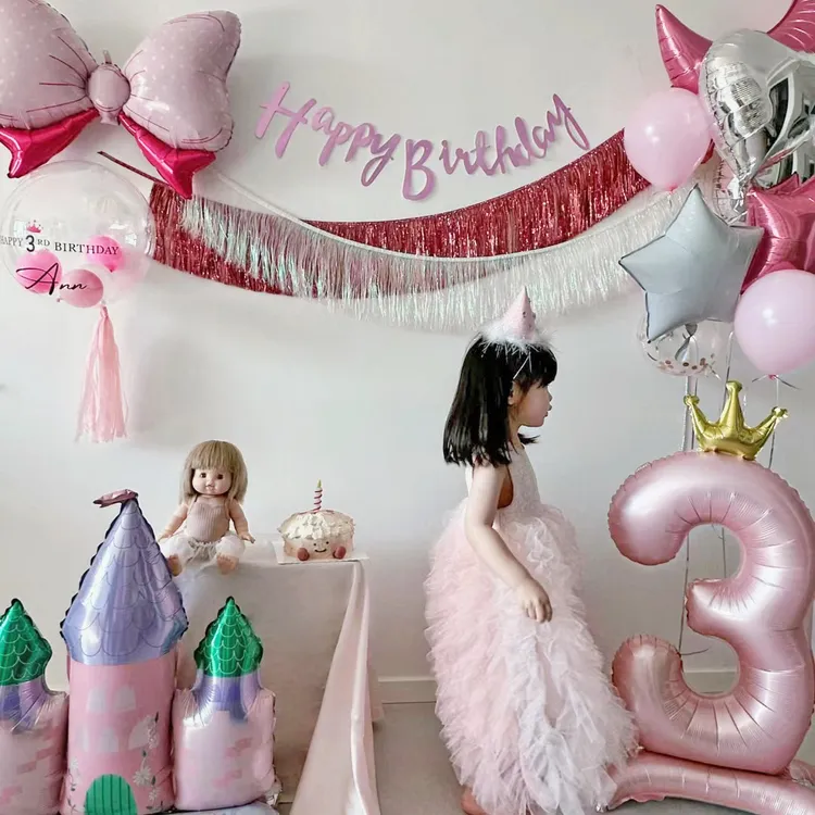 粉色系小女孩生日布置流苏数字气球拉旗生日派对装饰