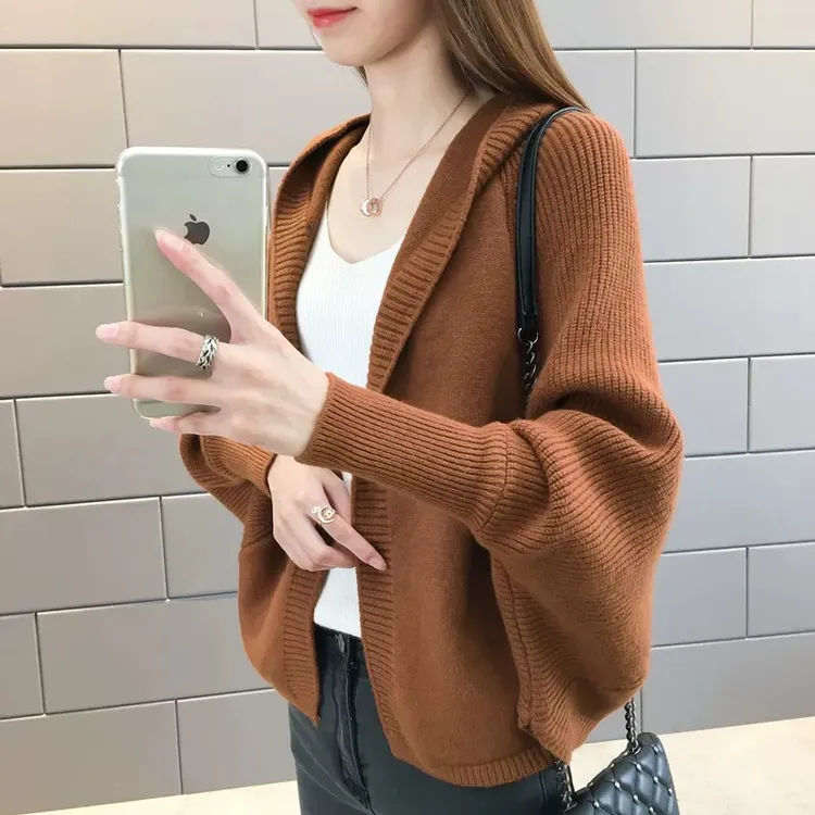 春秋季大码针织披肩小外套女斗篷蝙蝠衫短款开衫毛衣新款外搭披风